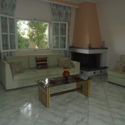 Πωλείται μονοκατοικία-μεζονέτα, στην Ανθήλη.