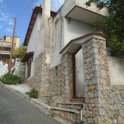 Πωλείται ημιτελής μονοκατοικία-μεζονέτα, στη Στυλίδα