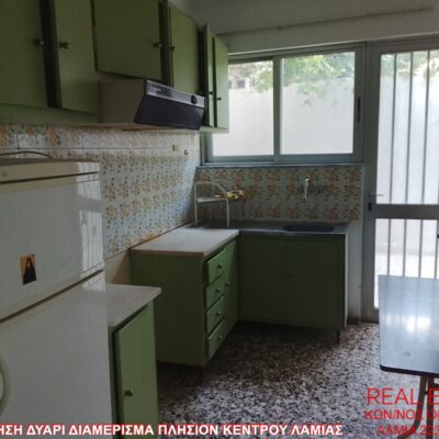Πωλείται δυάρι διαμέρισμα, πλησίον κέντρου Λαμίας.